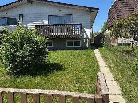 Full Duplex Up & Down | 7647 24 Street Southeast, Calgary
