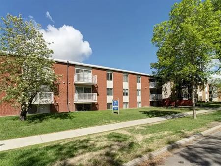Cypress Manor | 11920 102 Street NW, Edmonton