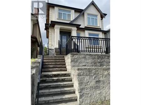 West BSMT 717 E 61 AVENUE | West BSMT 717 E 61 AVENUE, Vancouver