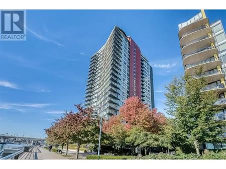 1703 8 SMITH | 1703 8 SMITH, Vancouver