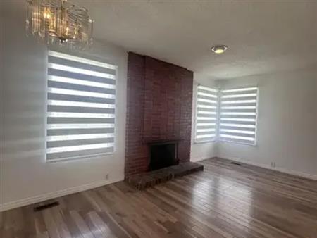 Awesome 3 BR main level in Marlborough ! | 1651 Marlyn Way Northeast, Calgary