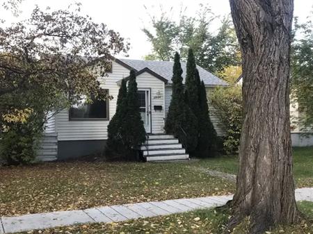 Mckernan Close to University, LRT | 10964 75 Avenue Northwest, Edmonton