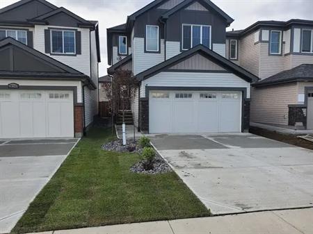 3+1 Bedroom,2.5-bathroom Front Attached Double Car Garage. Air Conditioned | 20747 99B Avenue Northwest, Edmonton
