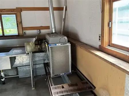 ⸻  Heated Garage with Upper Level – Ideal for Hobbies, Projects, or Storage – C | Calgary