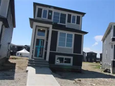 127 Corner Meadows Grove NE | 127 Corner Meadows Grove Northeast, Calgary