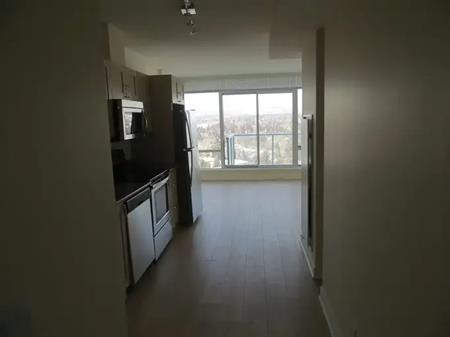 2 Bedroom Condo close to Brentwood LRT and Uinversity of Calgary | Calgary