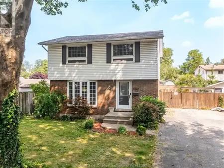 3536 WOLFE COURT | 3536 Wolfe COURT, Windsor
