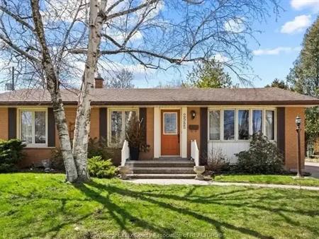 2585 RANDOLPH AVENUE | 2585 RANDOLPH AVENUE, Windsor