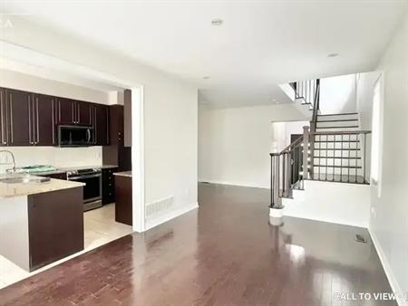 46 Losino St, Caledon, Ontario L7C 3N5 | 46 Losino Street, Caledon