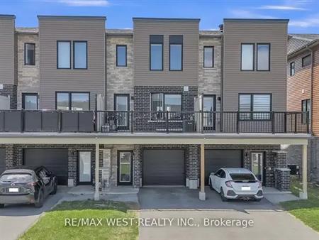 61 FAIRLANE AVENUE | 61 FAIRLANE AVENUE, Barrie
