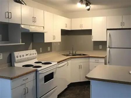 Ground floor, corner condo next to new Brewery District | 10535 122 St NW, Edmonton
