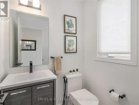 1031 CURRAGLASS WALK | 1031 CURRAGLASS WALK, Ottawa