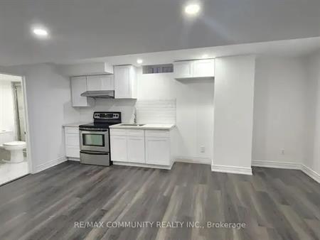 LOWER - 1 HESHAM DRIVE | LOWER - 1 HESHAM DRIVE, Whitby