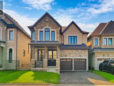 97 HALLDORSON AVENUE | 97 HALLDORSON AVENUE, Aurora
