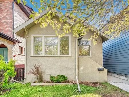 3 Bedroom, 2 Bath Bungalow in heart of Hillhurst! | 444 13 Street Northwest, Calgary