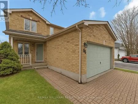63 NEWBOROUGH CRESCENT | 63 NEWBOROUGH CRESCENT, Ottawa
