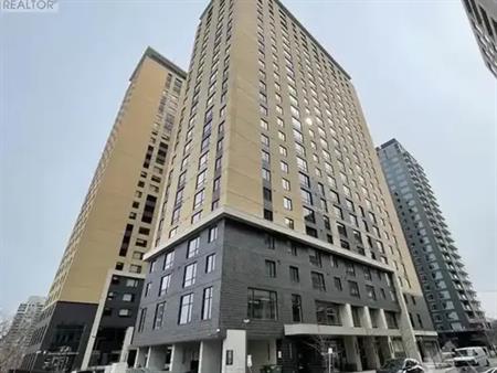 105 CHAMPAGNE AVENUE | 105 CHAMPAGNE AVENUE, Ottawa