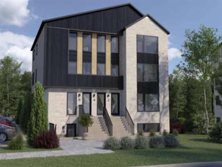 Grand 5 1/2 sur 2 étages dans un secteur familiale