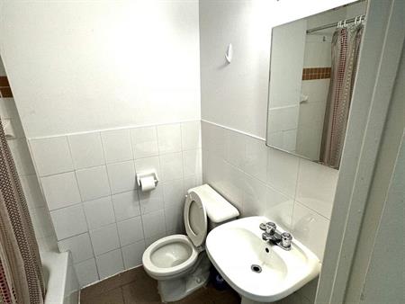 1 CH - 1 SDB - Montréal - $1,295 /mo
