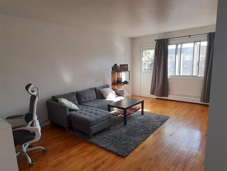 1 Chambre à Coucher 1 Salle De Bain Appa