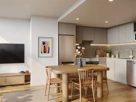 Comma King George | 9651 136A Street, Surrey