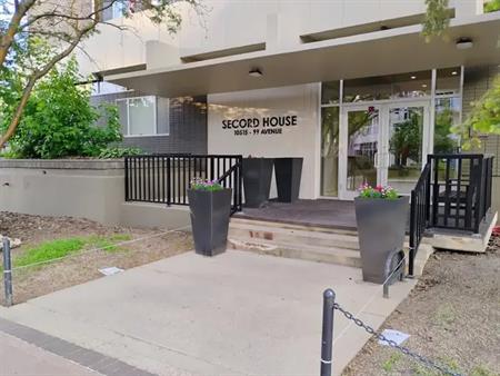 Secord House | 10515 99 Avenue, Edmonton