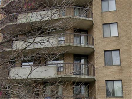 Condo Sans Vis à Vis