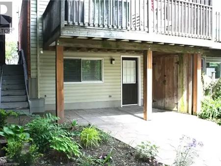 119 MAIN Street W Unit# B | 119 MAIN Street W Unit# B, Grimsby