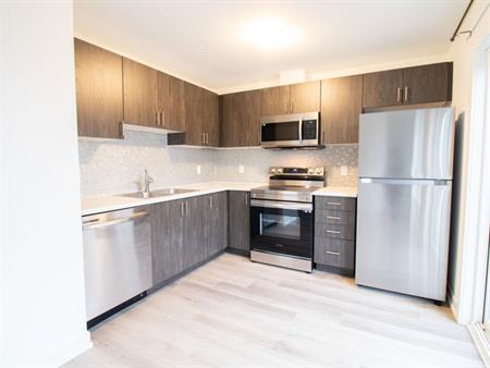 4263 Fourth Avenue #522 | 4263 Fourth Avenue, Niagara Falls