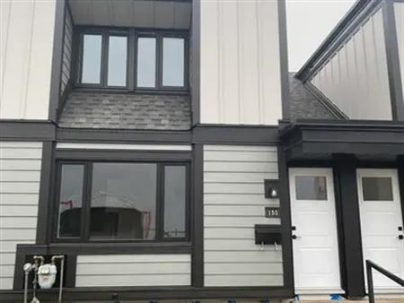 Spacious 3-Bedroom, 1.5-Bath Townhome with Basement & Parking – Northeast Edmonton | SF121 | 3308 113 ave, Edmonton