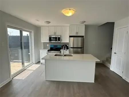 1421 CREEKWAY PRIVATE | 1421 CREEKWAY PRIVATE, Ottawa