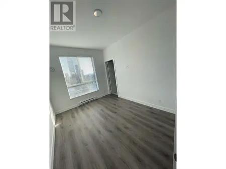 605 700 CLARKE RD | 605 700 CLARKE RD, Coquitlam