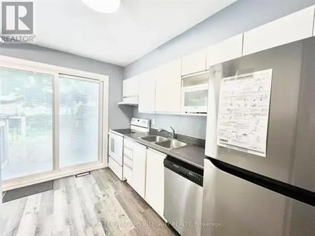106 WHITEGATE CRESCENT | 106 WHITEGATE CRESCENT, Ottawa