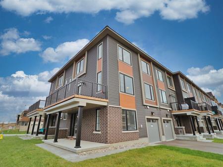 257 Tullaghan Heights | 257 Tullaghan Heights, Ottawa