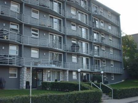 Churchill Towers | 1027 Cameron Avenue S.W., Calgary
