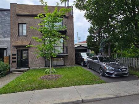 À Louer : Élégant Appartement 5 ½ Moderne au Rez-de-chaussée