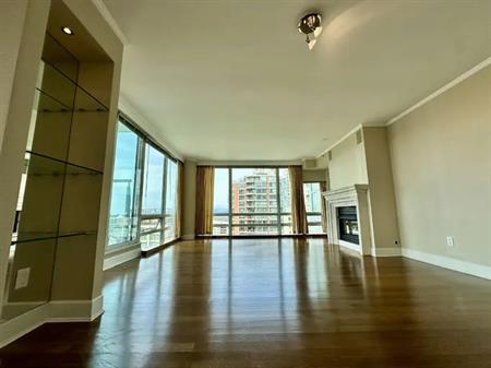 (DPMonline.ca) Sprawling Waterfront Home @ 888 Beach! Unfurnished! | 1501 Howe Street, Vancouver