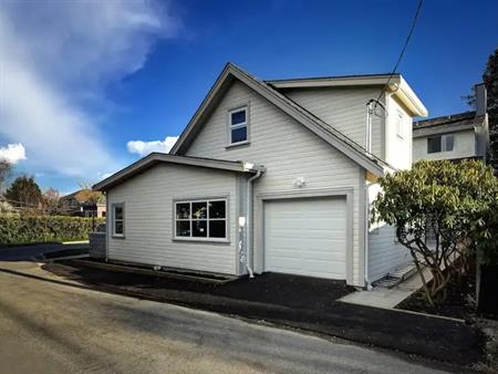 [ID#221]DUNBAR SPACIOUS 2BR LANEWAY | 4567 Wallace Street, North Vancouver