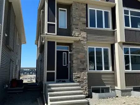 81 CORNER GLEN ROW NE CALGARY | 81 CORNER GLEN ROW NE, Calgary