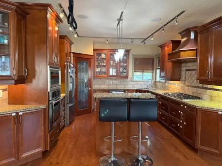 Luxury Family Home in Royal Oak | 254 Royal Bay Northwest, Calgary