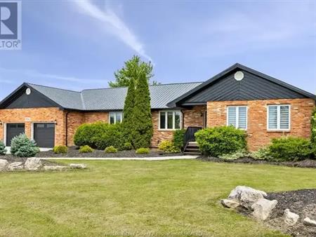 7030 HOWARD | 7030 HOWARD, Tecumseh
