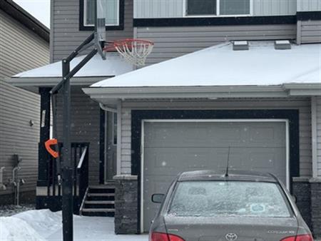 (PN0039) Spacious 3 Bedroom Duplex with attached garage | 2001 118 St Sw, Edmonton