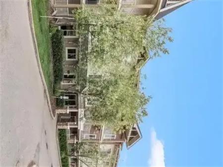 Nice 2 Bedroom 2 bathroom condo | 70 Panamount Dr NW, Calgary