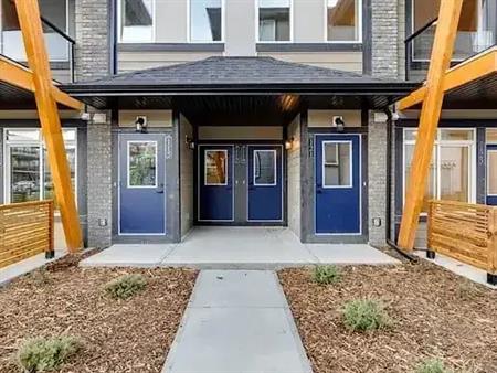 Like New Seton Townhome | 19638 42 Street Southeast, Calgary