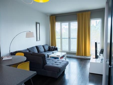 Vivez au cœur du Vieux-Port – 3 ½ à louer