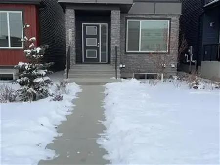 #Main 8070 Kiriak LI SW | #Main 8070 Kiriak LI SW, Edmonton