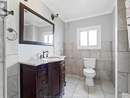 773 ASSUMPTION | 773 ASSUMPTION, Windsor
