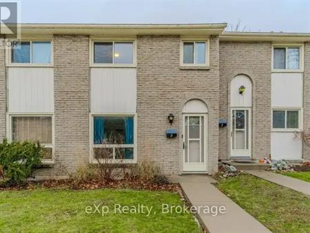 2 - 165 GREEN VALLEY DRIVE | 2 - 165 GREEN VALLEY DRIVE, Kitchener