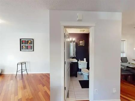 AMAZING 3 BEDROOM HOUSE IN COUGAR RIDGE | 198 Cougarstone Close Southwest, Calgary