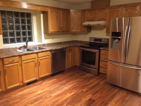 Beautiful 3 Bdrm House close to UofA and trendy Whyte Ave | Edmonton